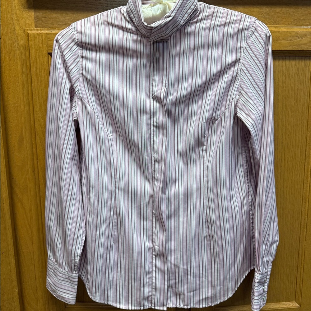 Irideon show shirt
